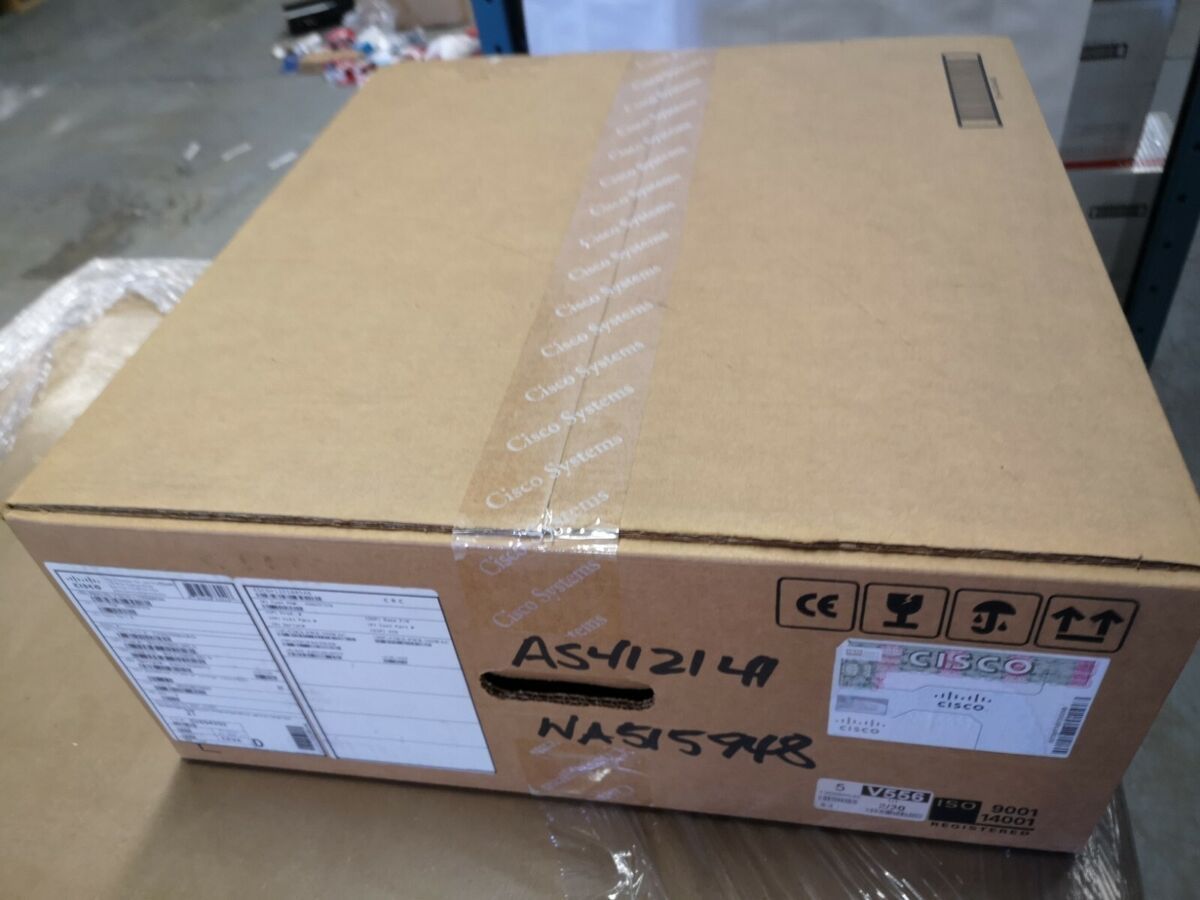 Коммутатор Cisco WS-C2960XR-48LPS-I