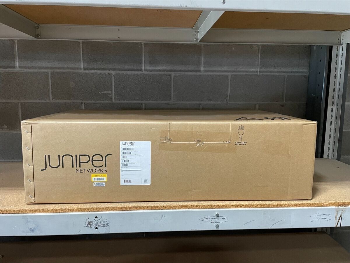 Маршрутизатор Juniper PTX10001-36MR