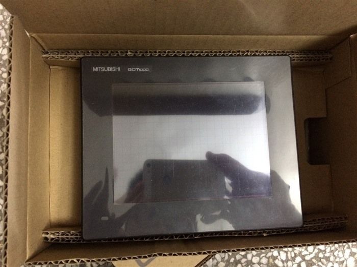 Модуль ORIGINAL MITSUBISHI GT1055-QSBD-C TOUCH PANEL