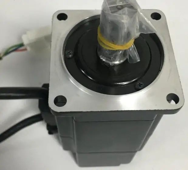 Модуль YASKAWA SGMAH-02A1A4C-E