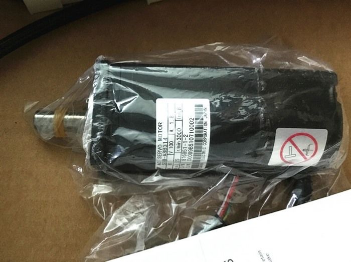 Модуль YASKAWA AC SERVO MOTOR SGM-01A3NT14 SGM01A3NT14