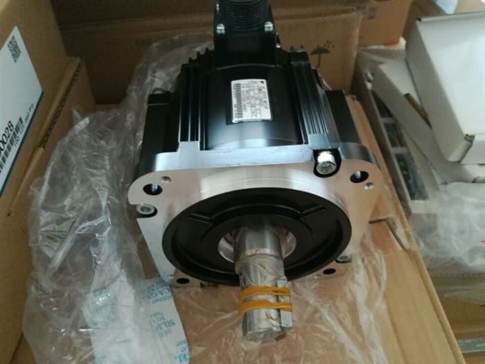 Модуль YASKAWA SGMGV-44A3C61