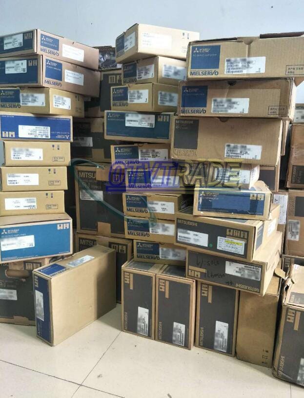 Модуль Mitsubishi MR-J4-200B-EB Servo Drive