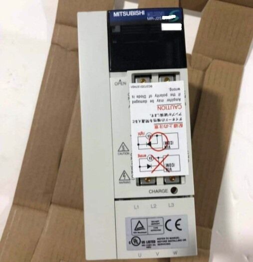 Модуль MITSUBISHI AC SERVO DRIVER MR-J2S-20B-EG